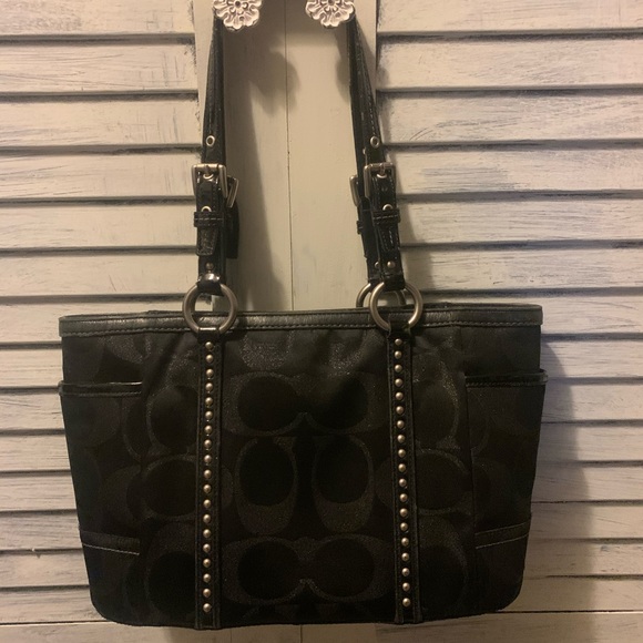 Authentic Coach - Picture 6 of 6